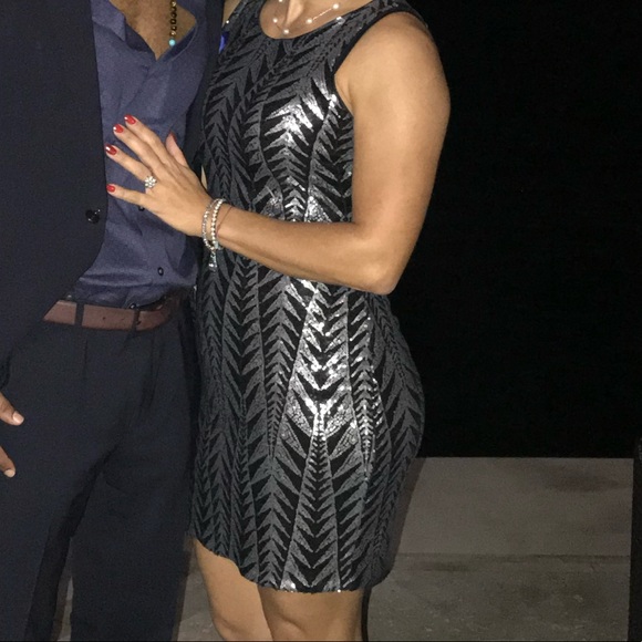 Guess Black and silver sequin dress. - Picture 5 of 5